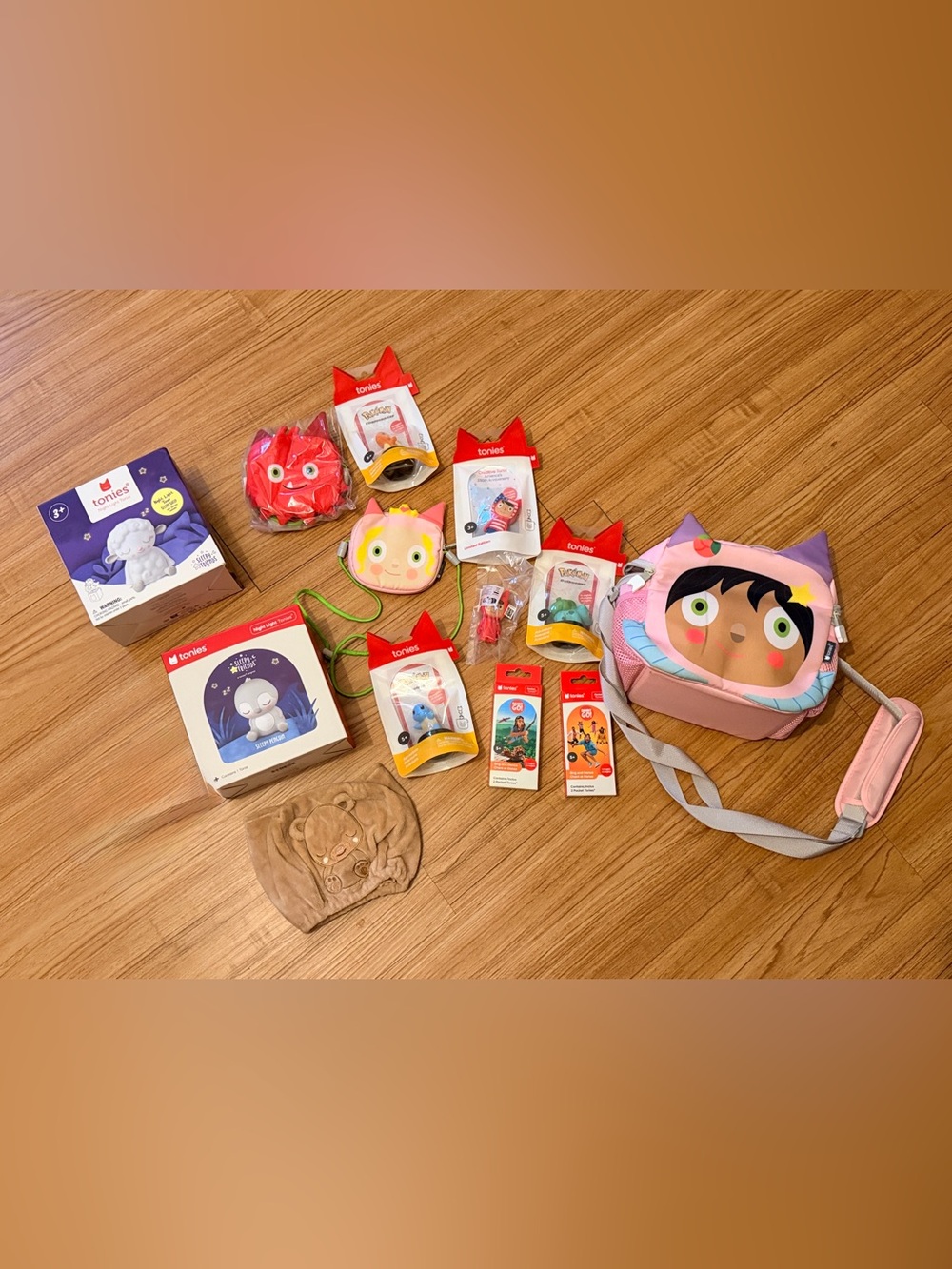 Tonies bundle of 13 items